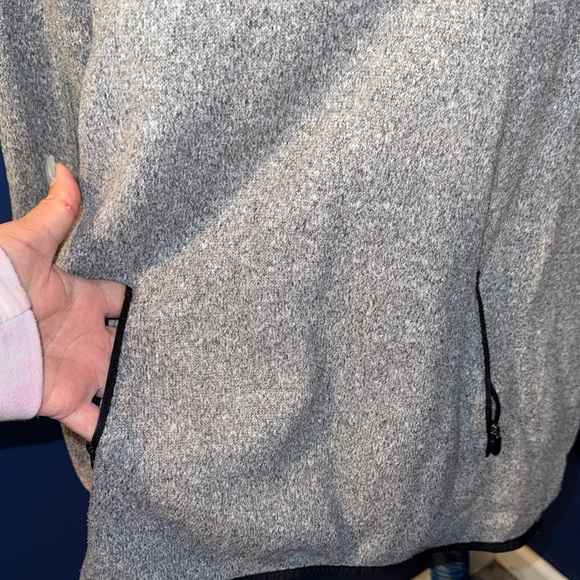 Old Navy Active- Women's Grey Hoodie Size Medium - Picture 12 of 17